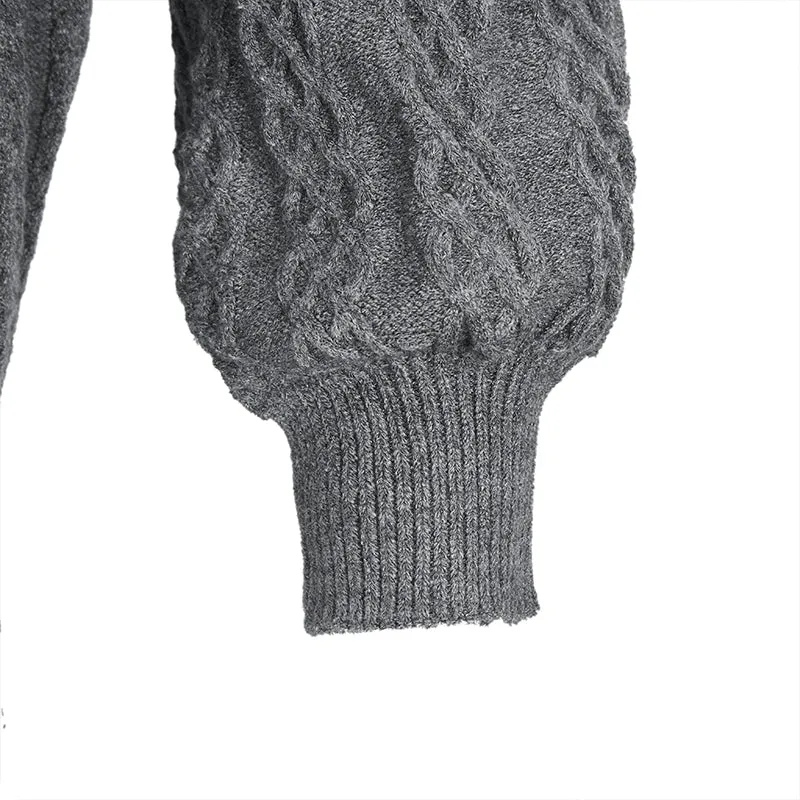 CABLE KNIT LINE SWEATER