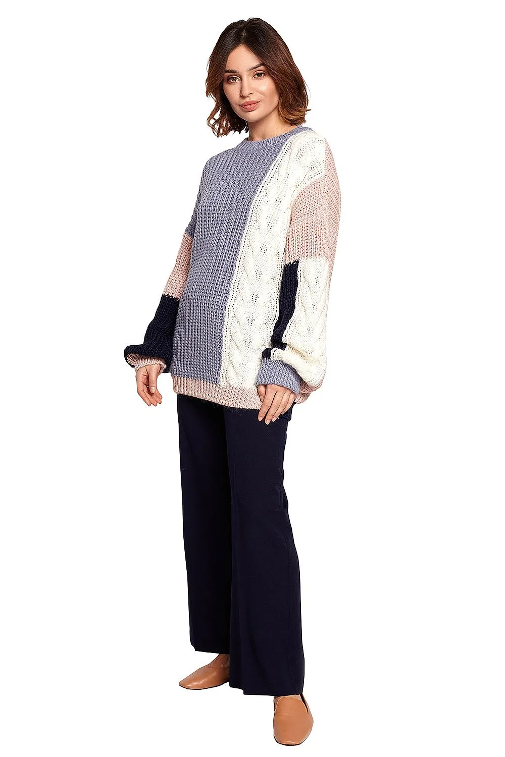 Color Block Round Neck Knitted Sweater