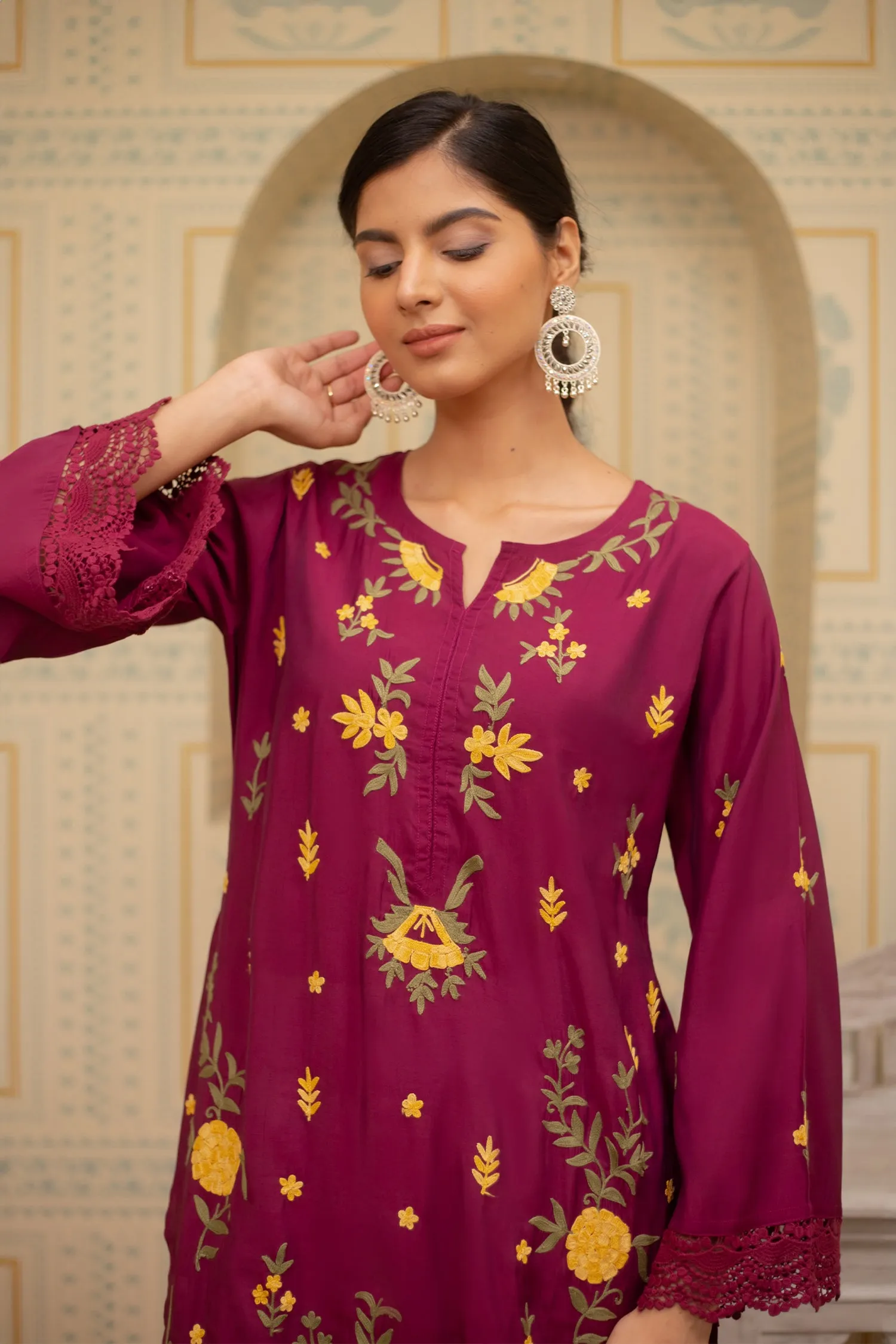 Falak Kashmiri Long Kurta In Burgundy Muslin With Aari