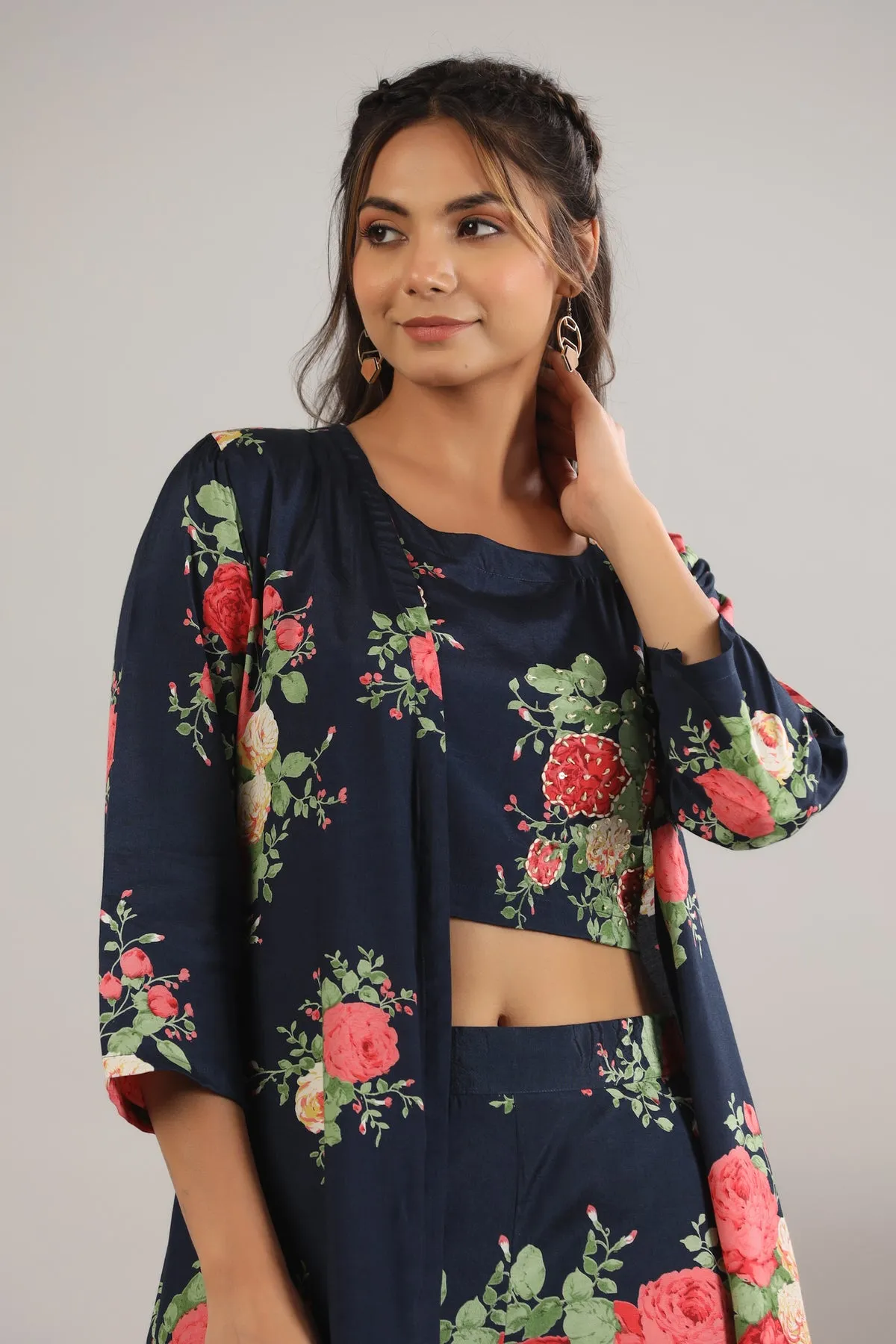 Floral Bouquet on Blue Russian Silk Three Piece set