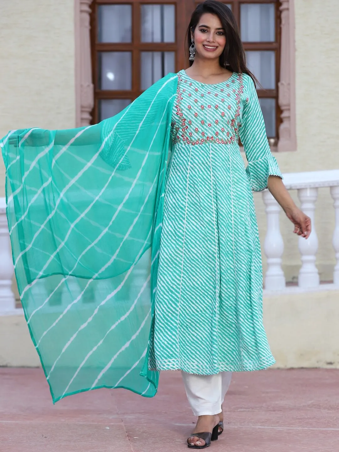 Floral Embroidered Thread Work Kurta With Palazzos & Dupatta