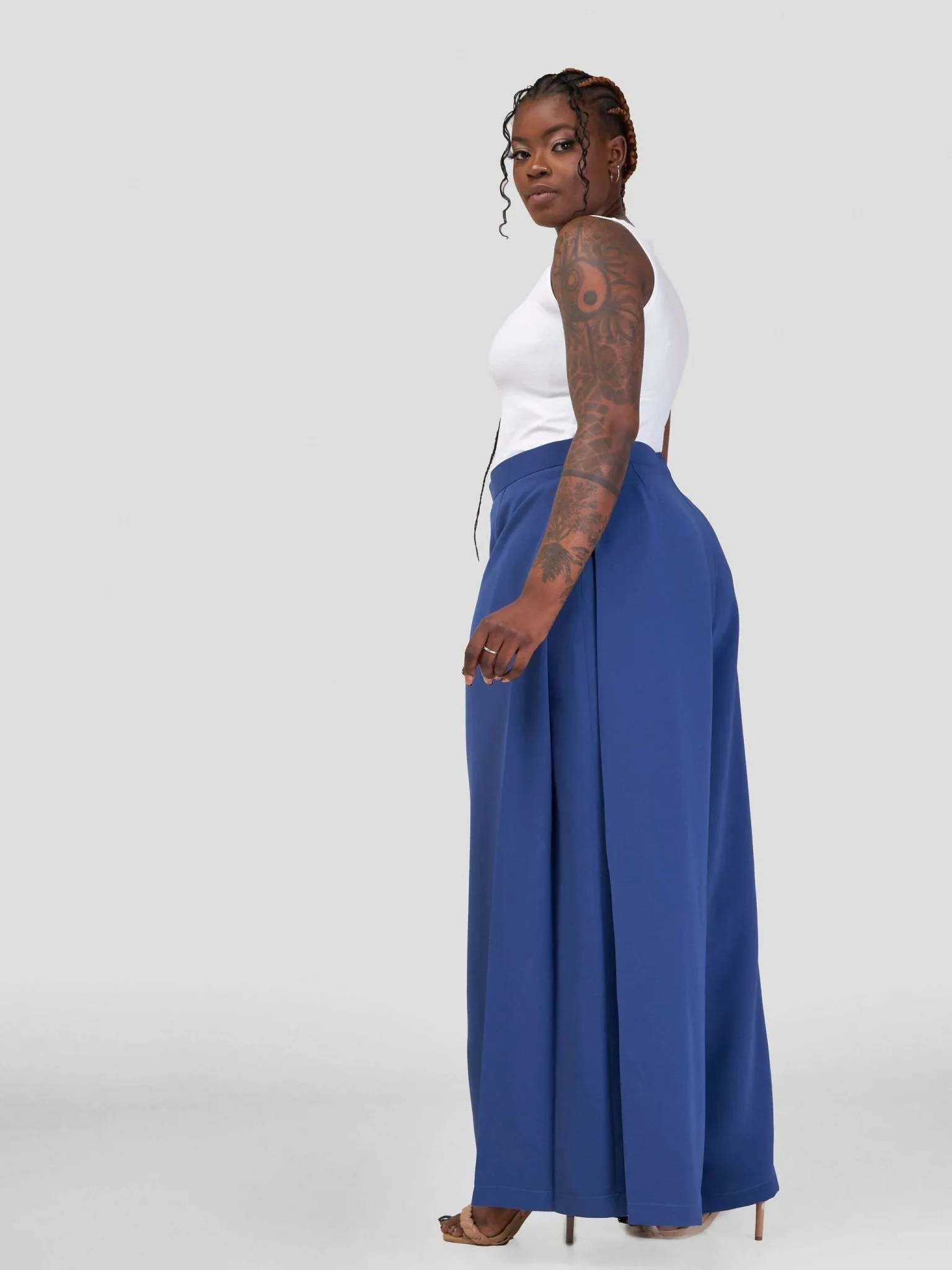 Izulu Chamboi Pants - Blue