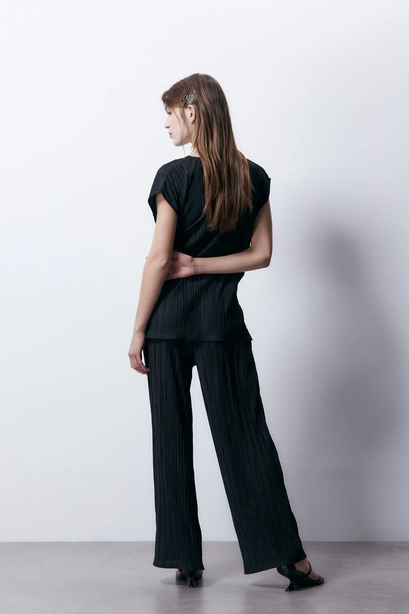 Pleated trousers