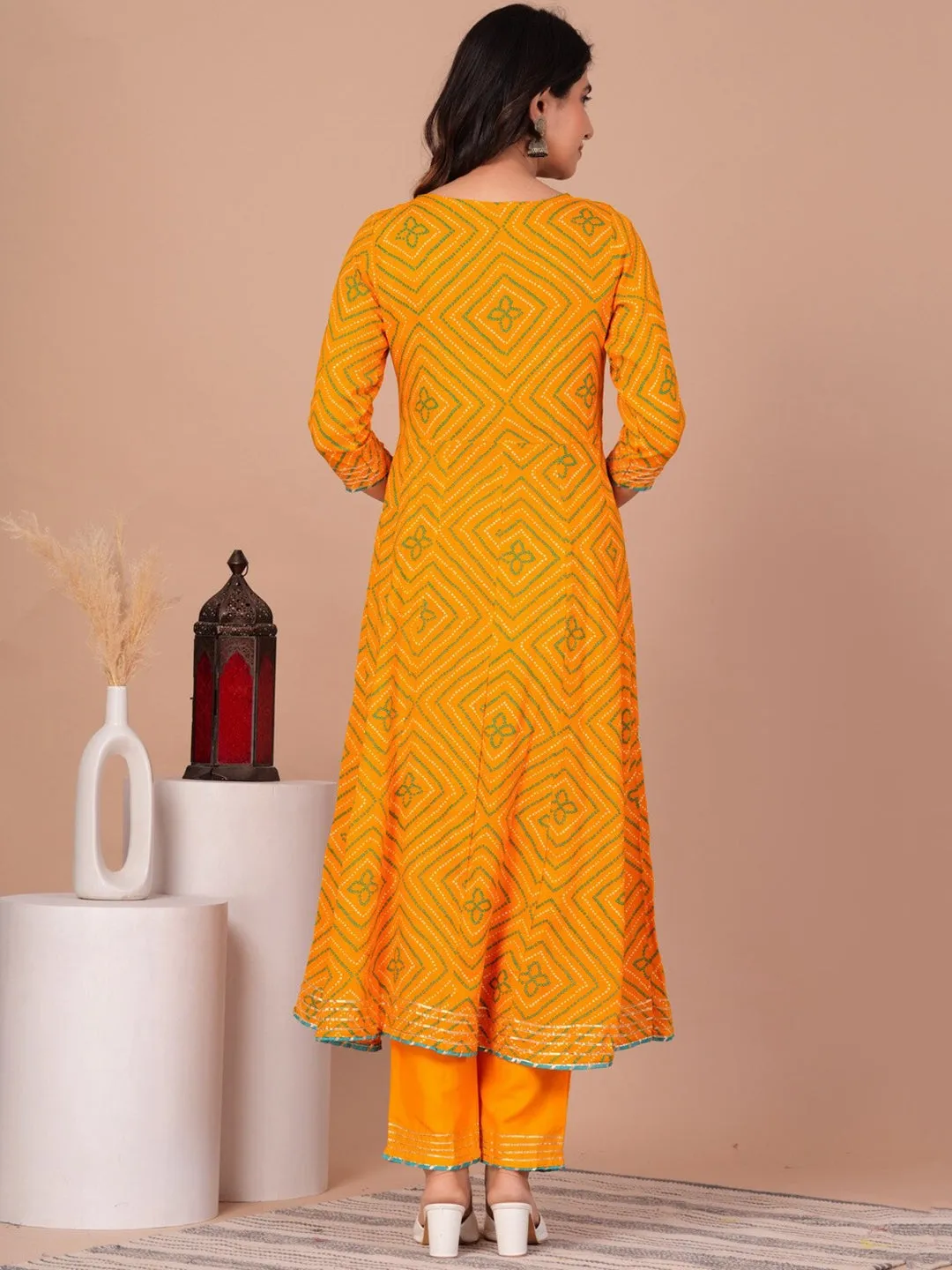 Women Bandhani Printed Regular Kurta With Palazzos & Dupatta