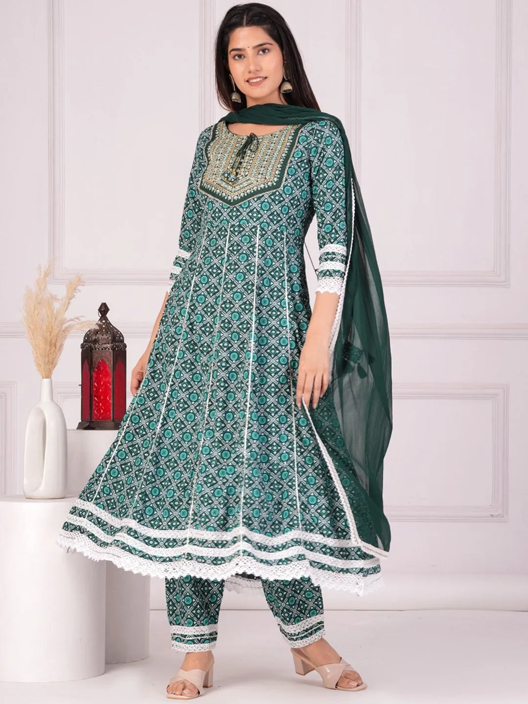 Women Ethnic Motifs Printed Regular Anarkali Kurta & Palazzos With Dupatta